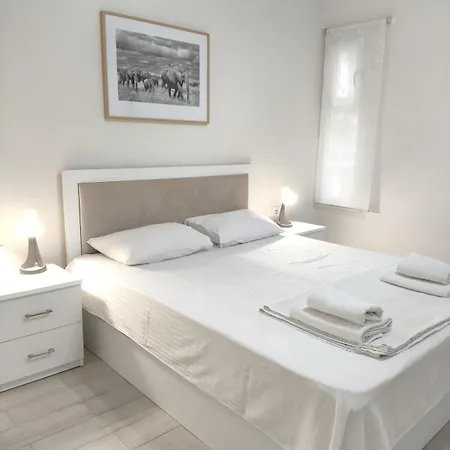 Apartament Louloudadika Urban